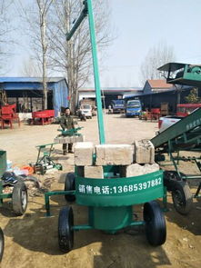 高效節(jié)能 空心磚抱磚機(jī)在水泥磚生產(chǎn)中的關(guān)鍵作用